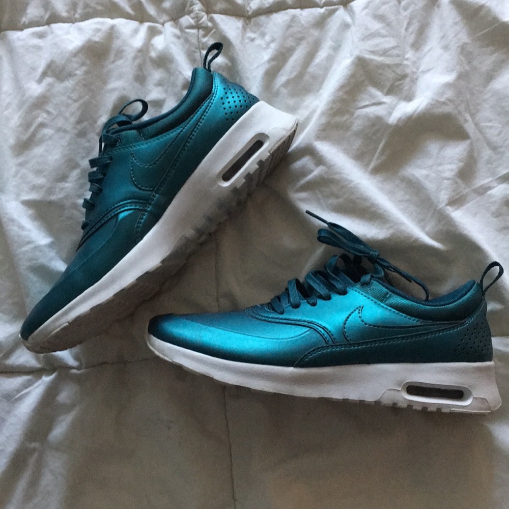 Mike AirMax Thea